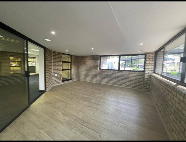 150M² OFFICE TO LET IN HURLINGHAM